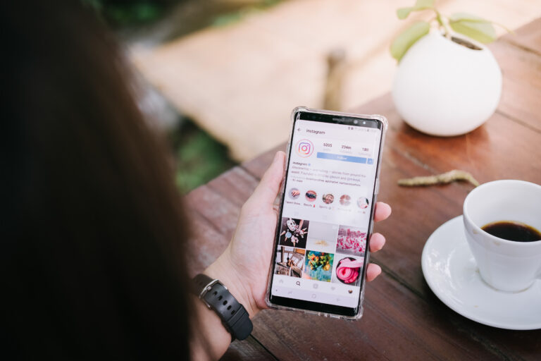 Aprende cómo aprovechar al máximo Instagram para tu estrategia de marketing en redes sociales.